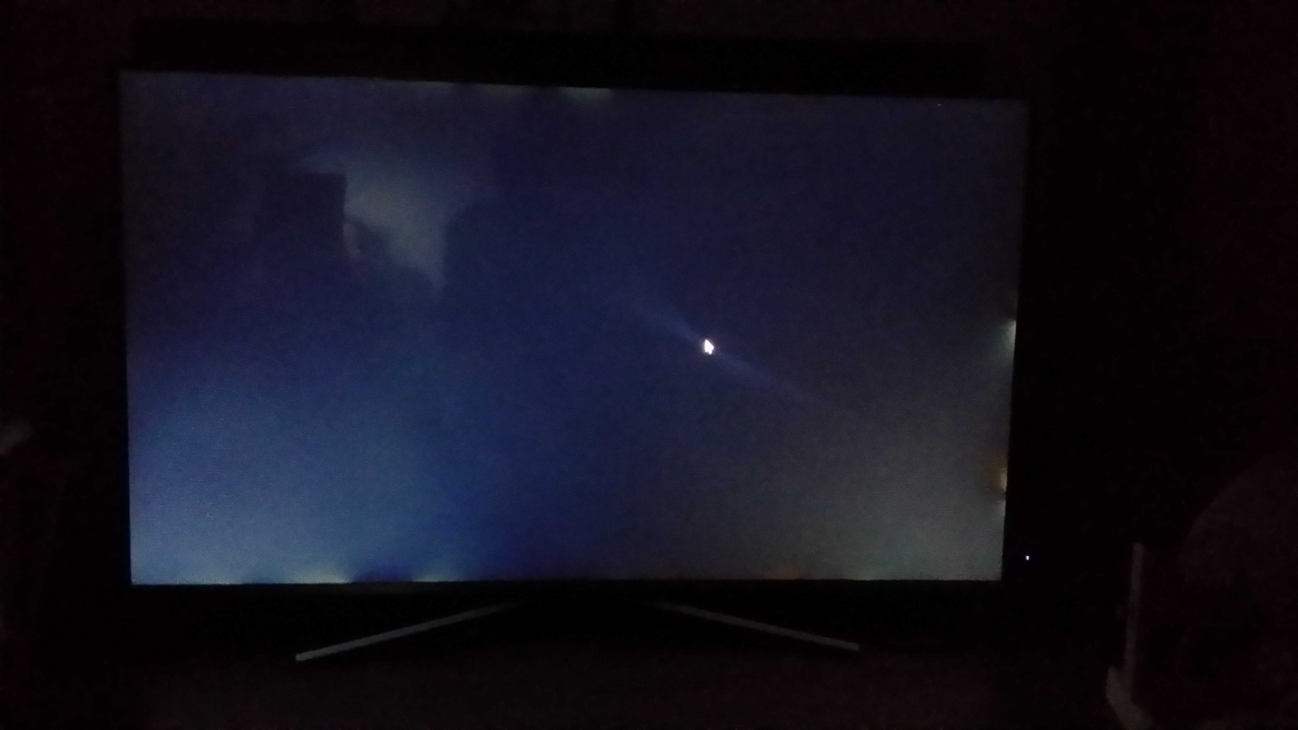 Полосы на экране телевизора: как убрать вертикальные и горизонтальные полоски? почему появились черные и белые, синие и другие цветные полосы?