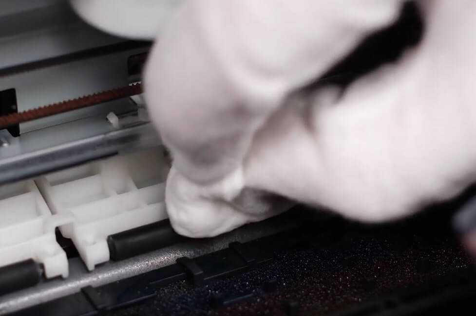 Принтер зажевал бумагу: как достать застрявшую бумагу, почему принтер зажевал бумагу и как это исправить