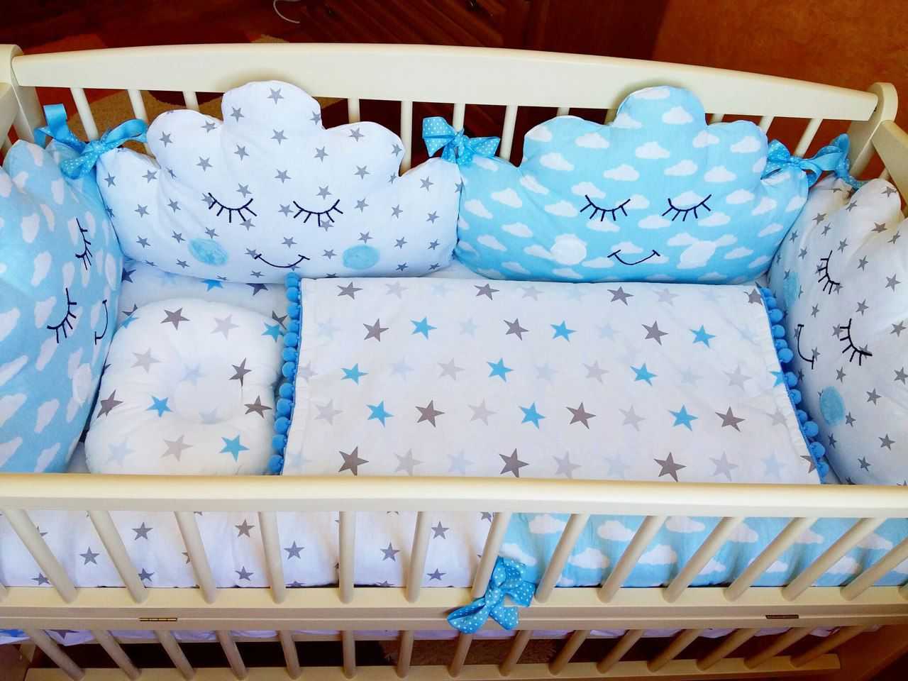 Бортики для детской кроватки