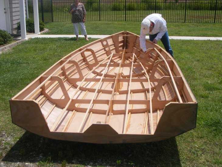 Лодка из фанеры своими руками: изготовление конструкции (видео)