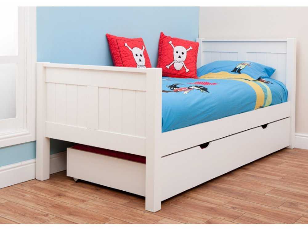 Детская кровать (141 фото): кроватки для малышей 4-5 лет и детей постарше, мебель «аскона» и «орматек», софа «минима» и «сказка»