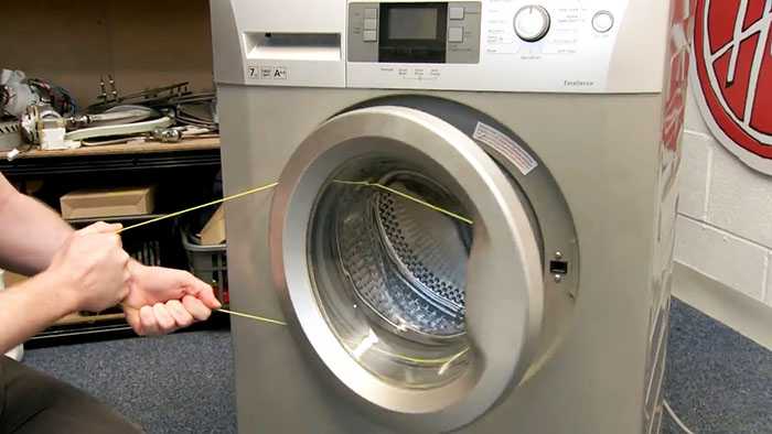 Не открывается дверь у стиральной машины после стирки: как принудительно открыть люк, если он заблокирован и сломался , причины, как вытащить белье