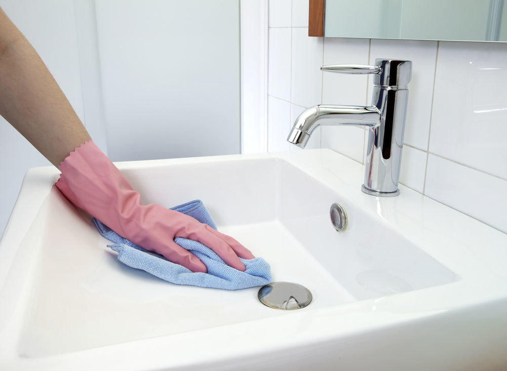 Как отстирать шторку в ванной от ржавчины - мир чистоты