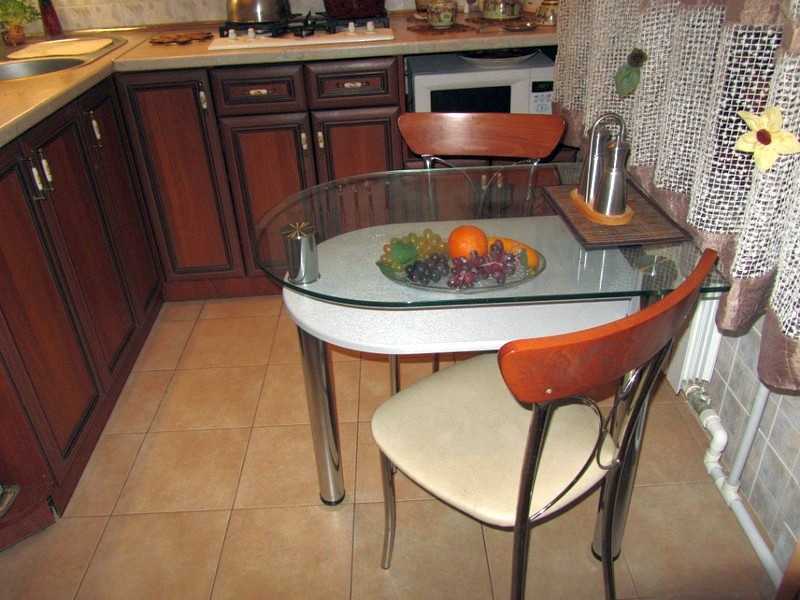 Как выбрать стол на кухню по стилю, размеру, форме и цвету