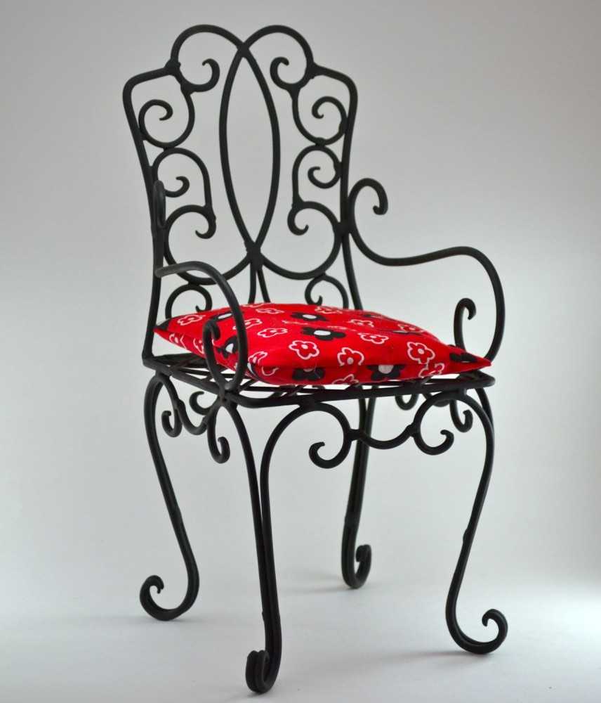 Дизайн стильных кухонных стульев