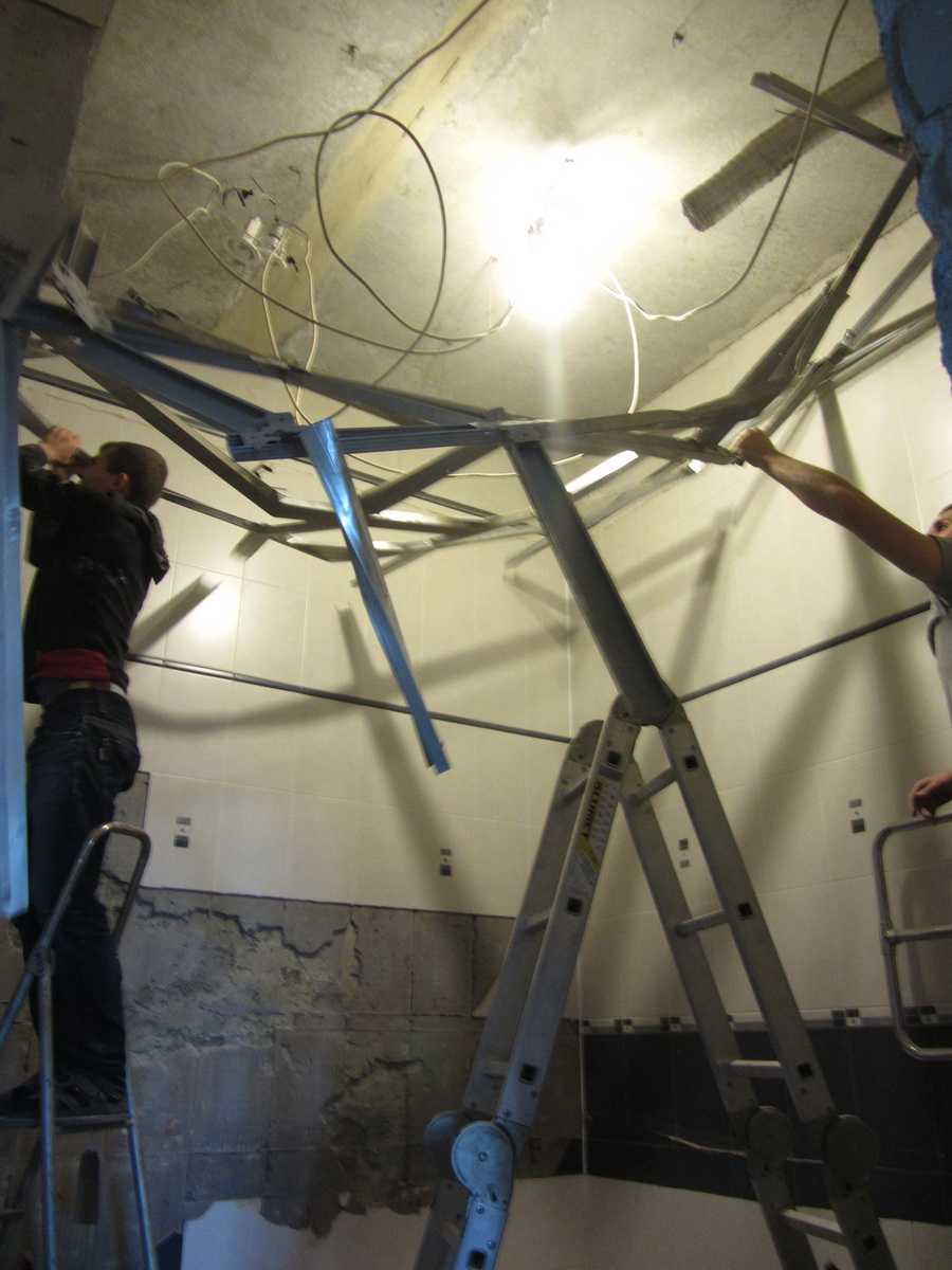 Демонтаж потолка из гипсокартона своими руками: видео