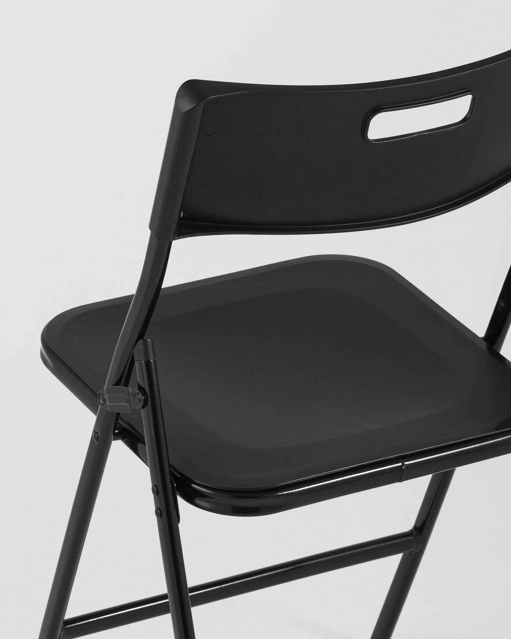 Складные стулья для кухни (43 фото): раскладные модели со спинкой, деревянные кухонные стулья-трансформеры и другие складывающиеся модели