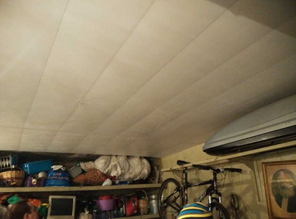 Потолок в гараже обшить дешево красиво