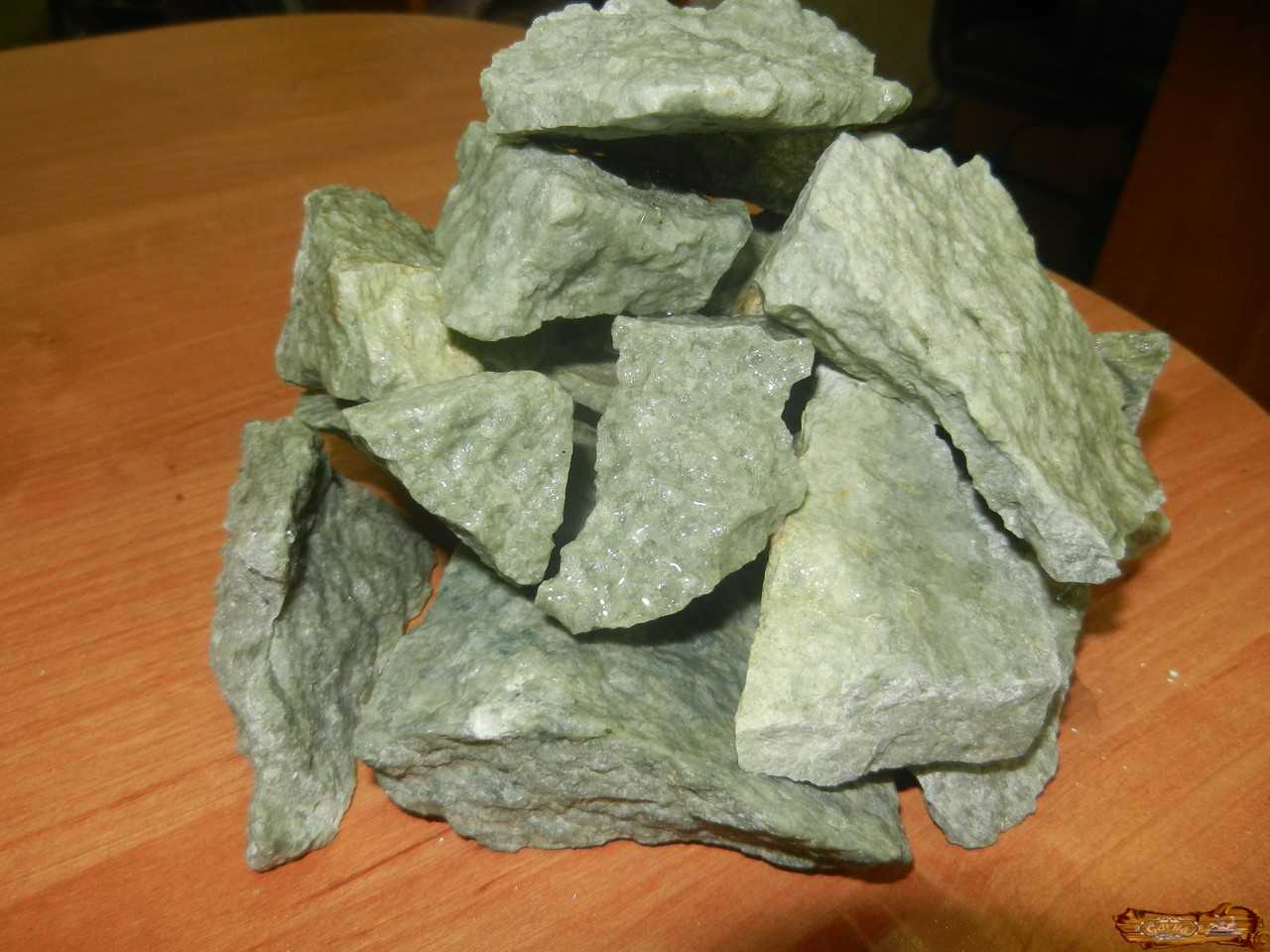 Камни для бани – основные особенности яшмы, нефрита, жадеита, дунита, базальта и других камней