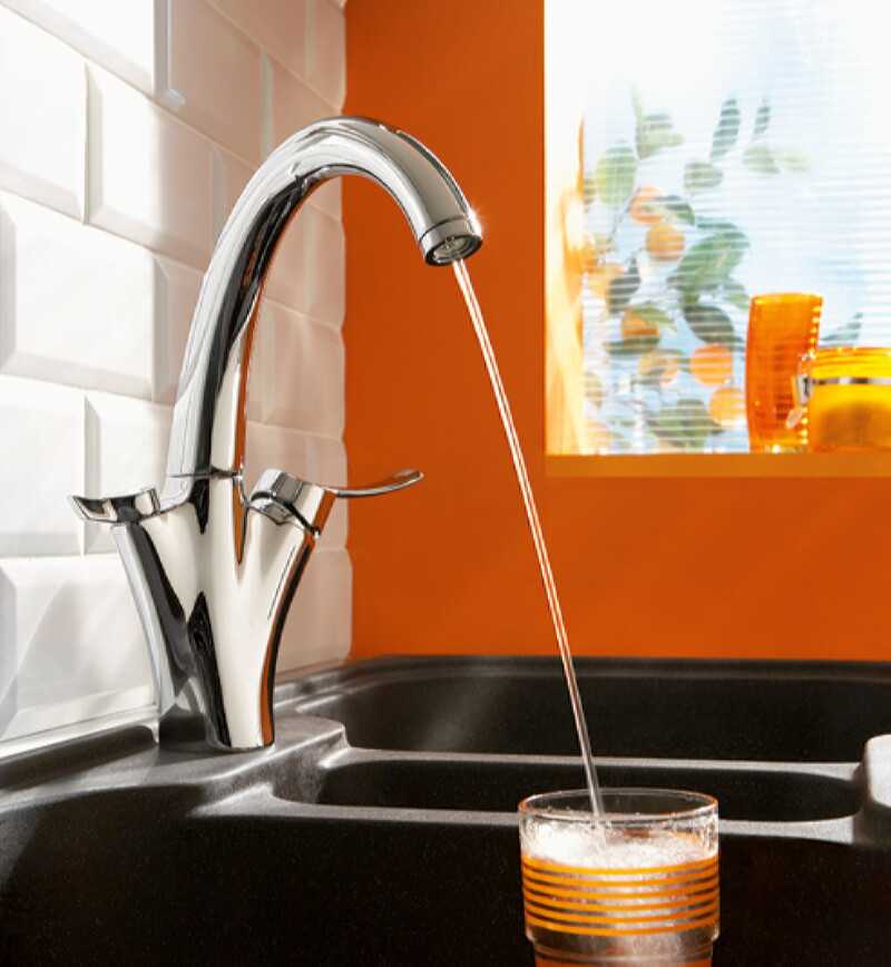 Виды кухонных смесителей с краном для питьевой воды и в чем их преимущества