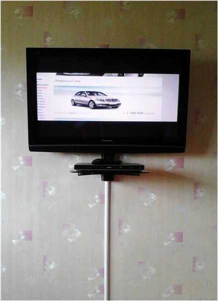Как правильно повесить телевизор на стену с кронштейном и без