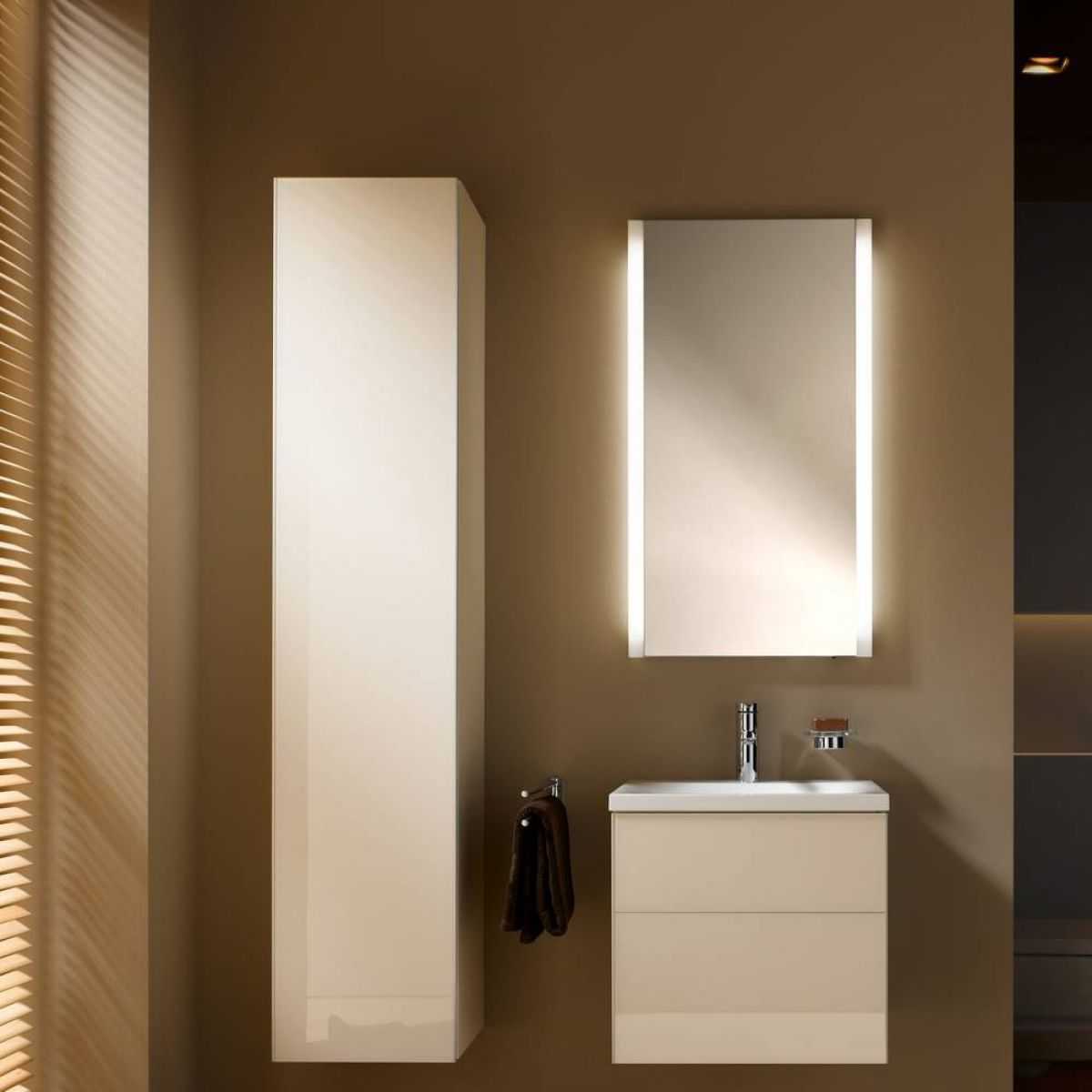 Круглое зеркало в ванную комнату с подсветкой: как выбрать зеркало с led-подсветкой? какие у него особенности?