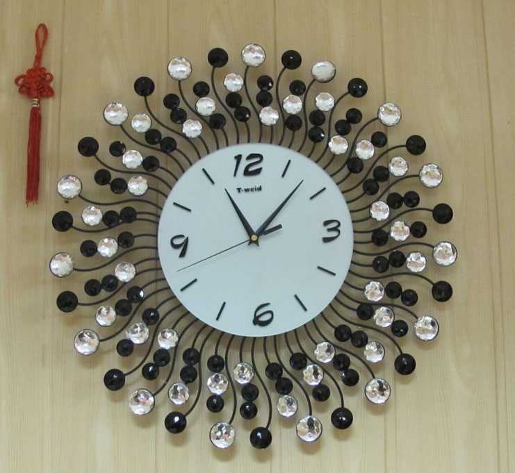 Настенные часы своими руками (39 фото): идеи самодельных часов из дерева на стену. как сделать большие часы из фанеры и подручных материалов?