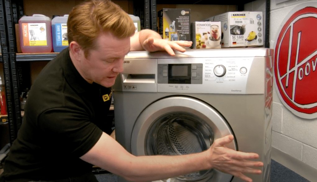 Как открыть дверцу стиральной машинкы индезит, если она заблокирована