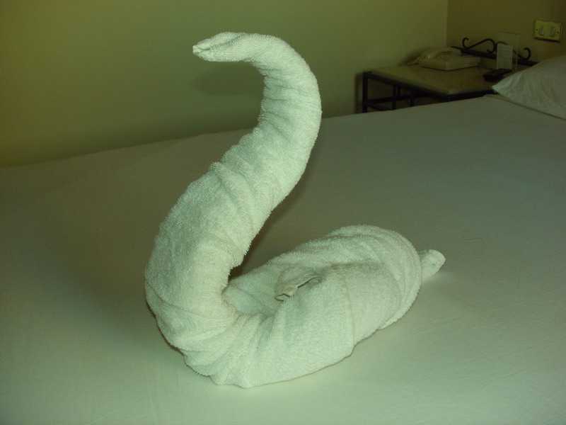 Как сделать лебедя из полотенца