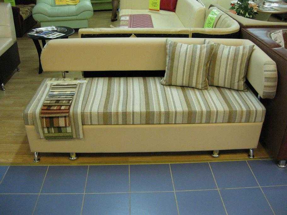 Диваны со спальным местом на кухню (73 фото): прямые кухонные диванчики и узкие угловые мягкие модели. двуспальные диваны и модели других размеров