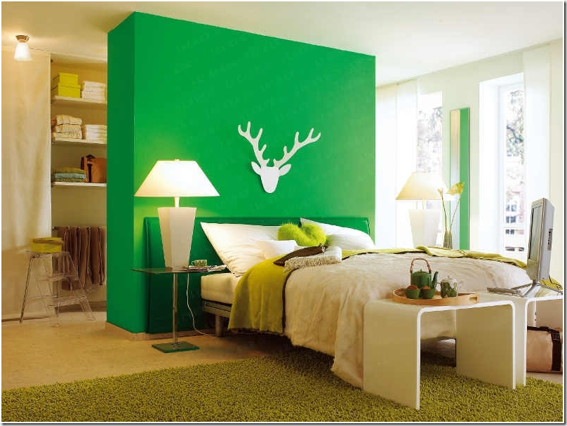 Смело и модно: как оформить гостиную в зеленом цвете
