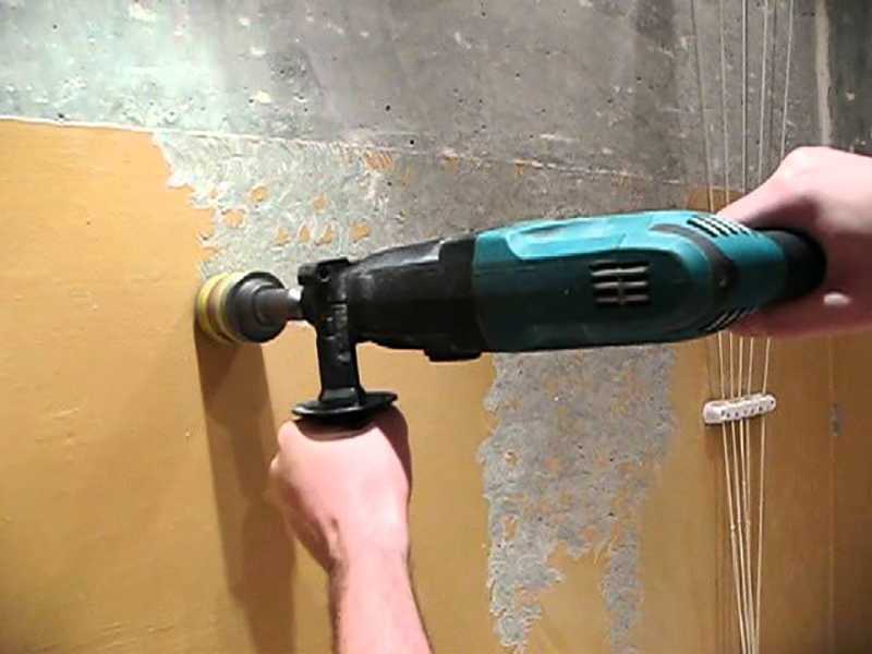 Как и чем покрасить бетонную стену?