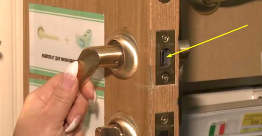 Как разобрать ручку межкомнатной двери: подробные инструкции