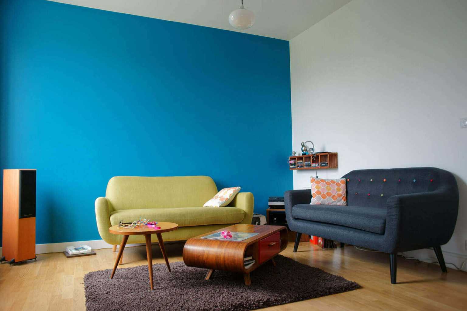 Как выбрать краску для стен в квартире: какая будет лучше держаться