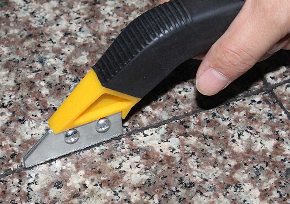 Расшивка швов керамической плитки: чем расшить шов кафельной плитки и какие инструменты нужны, как использовать нож-расшиватель
