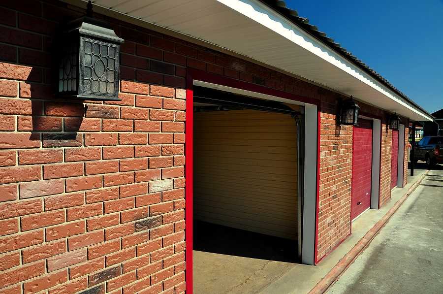 Отделка гаража (77 фото): дизайн стен своими руками, чем обшить внутри и снаружи, оригинальное и выгодное внутреннее оформление, как отделать дешево