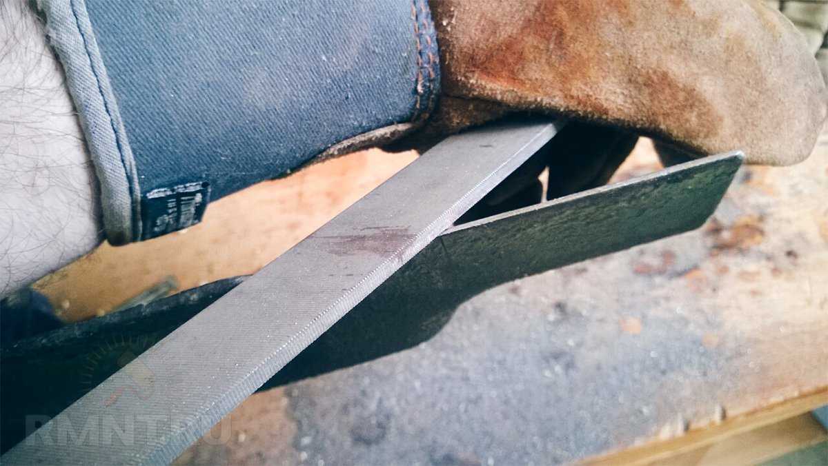 Как самостоятельно заточить нож газонокосилки? точим нож! тонкости работы с газонокосилкой