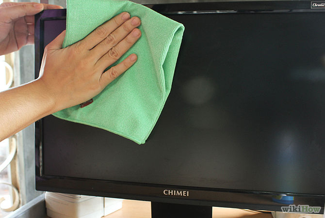 Можно ли жк телевизор протирать влажной салфеткой. специальные средства для очистки. непригодные вещества для очистки экрана телевизора.
