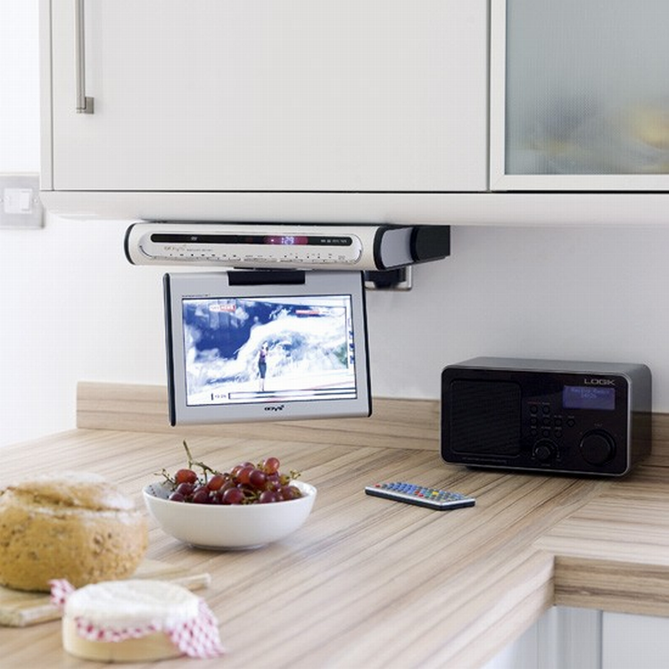 Телевизор на кухне: варианты размещения, как встроить в кухонный гарнитур, фото