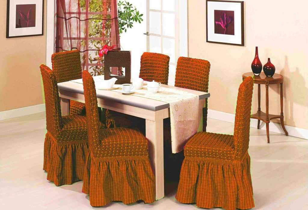 Чехлы для кухонных стульев: оригинальный текстиль на кухне (+49 фото)