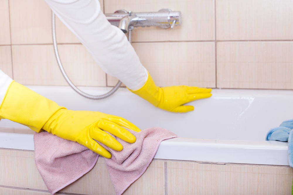 Как отмыть шторку в ванной: полезные советы и рекомендации по уходу