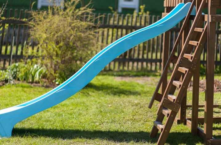 Пластиковый желоб скат-горка для детских площадок от hapro 3 метра