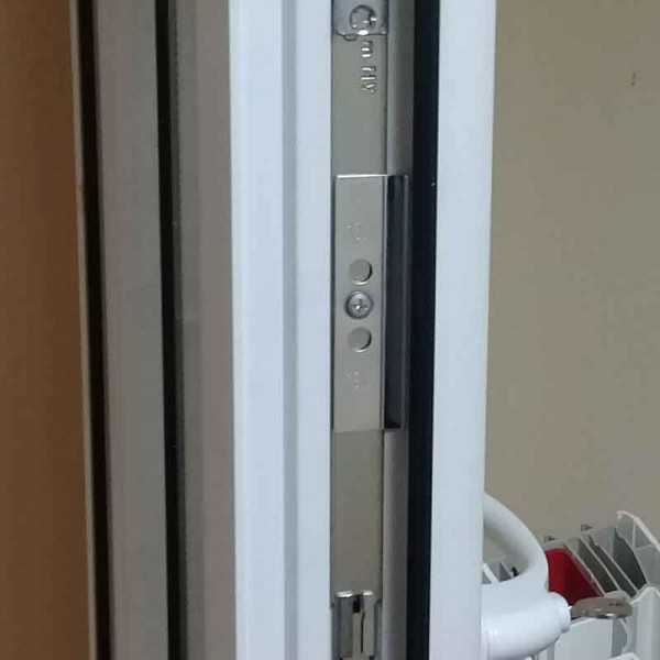 Как установить магнитную защелку на балконную дверь - клуб мастеров