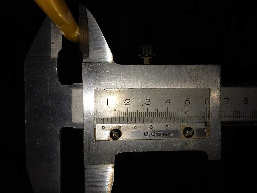 Измерение штангелем. Штангенциркуль ЩП-2. Измерения штангенциркулем 0.05 мм. Инструмент для измерения внутренних размеров с точностью до 0.01. Штангенциркуль ШЦ-II-250 0,1.