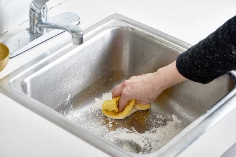 Как почистить раковину из керамогранита на кухне
