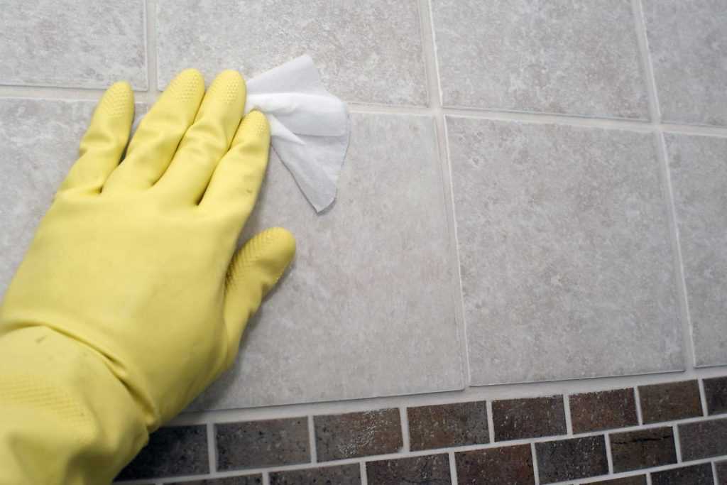 Как очистить швы между плиткой в ванной, на полу, на кухне | dompodklych.ru | яндекс дзен