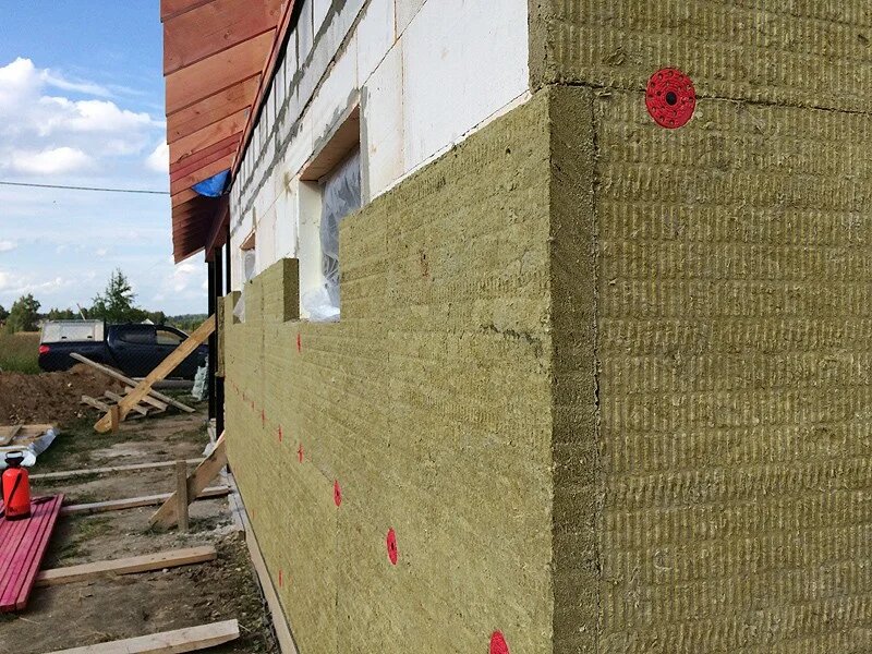 Минеральная вата: обзор rockwool, isover, ursa, технониколь и др