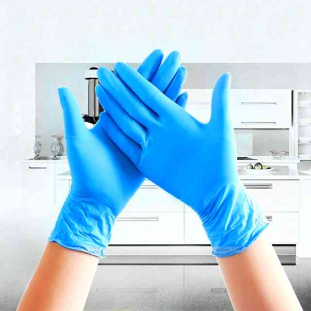 Резиновые перчатки для уборки помещений: выбор размера и модели