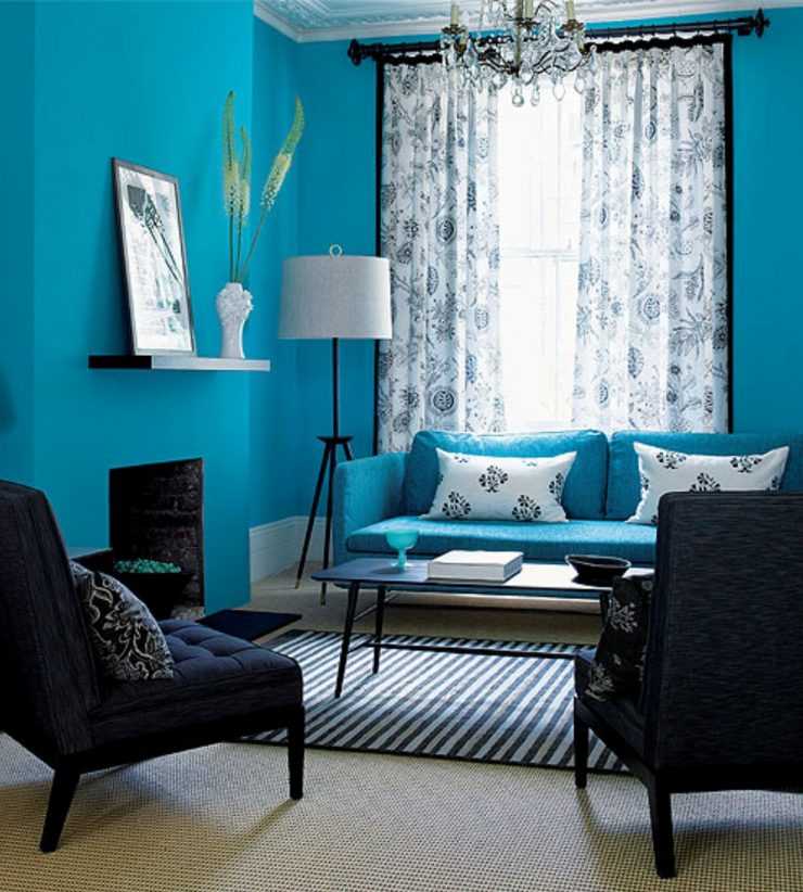 Спальня в голубых тонах (86 фото): обои и шторы в дизайне интерьера. какого цвета должны быть покрывала и стены? как голубой сочетается с белыми и серыми тонами? сочетание с темной мебелью