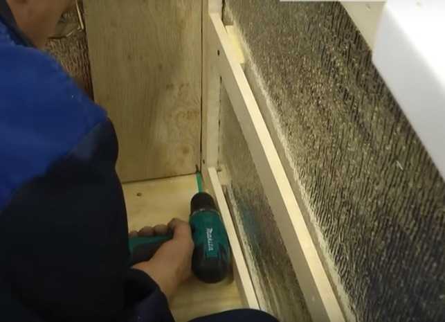 Как крепить панели мдф к стене - на клей, обрешетку из дерева и металлического профиля