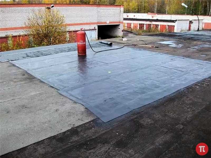 Чем лучше покрыть крышу вашего гаража?