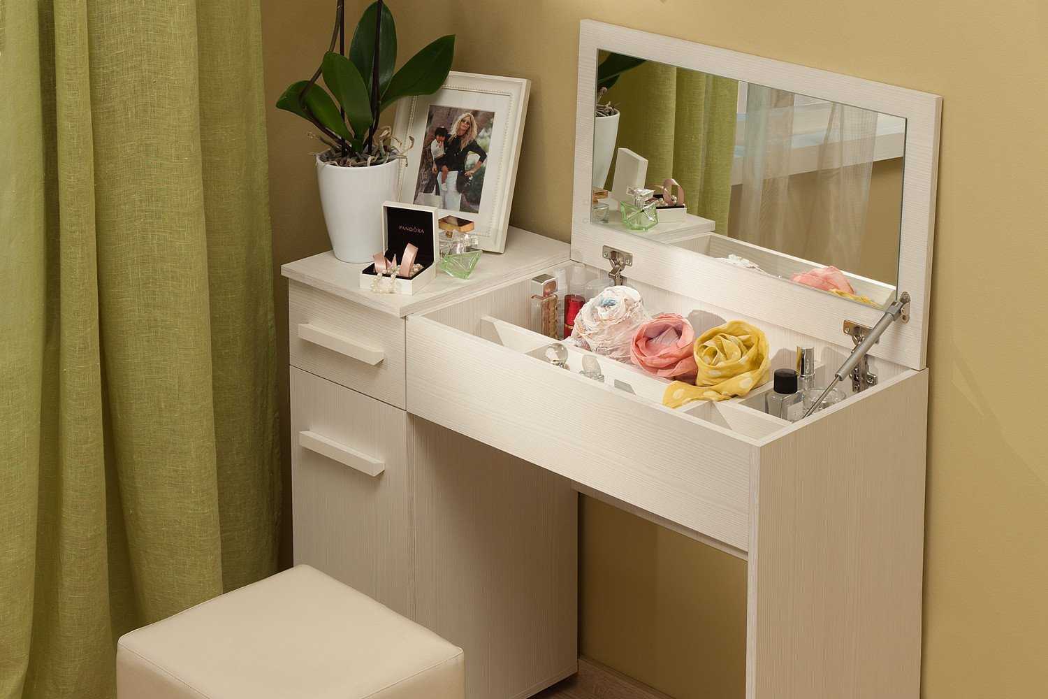 Туалетный столик для девочки с зеркалом (21 фото): для девочки-подростка и деревянный для малышек от 3 до 10 лет