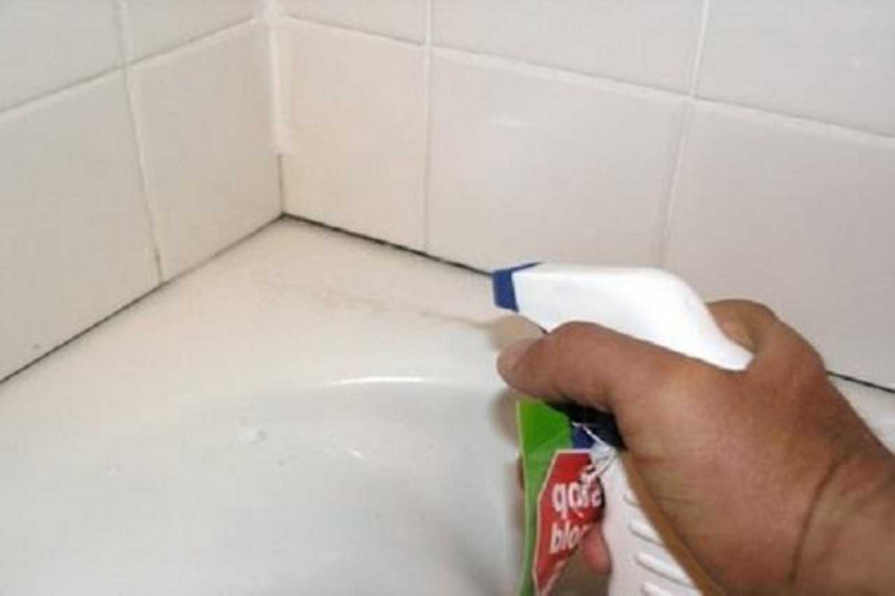 Что такое герметик в ванной и как его удалить