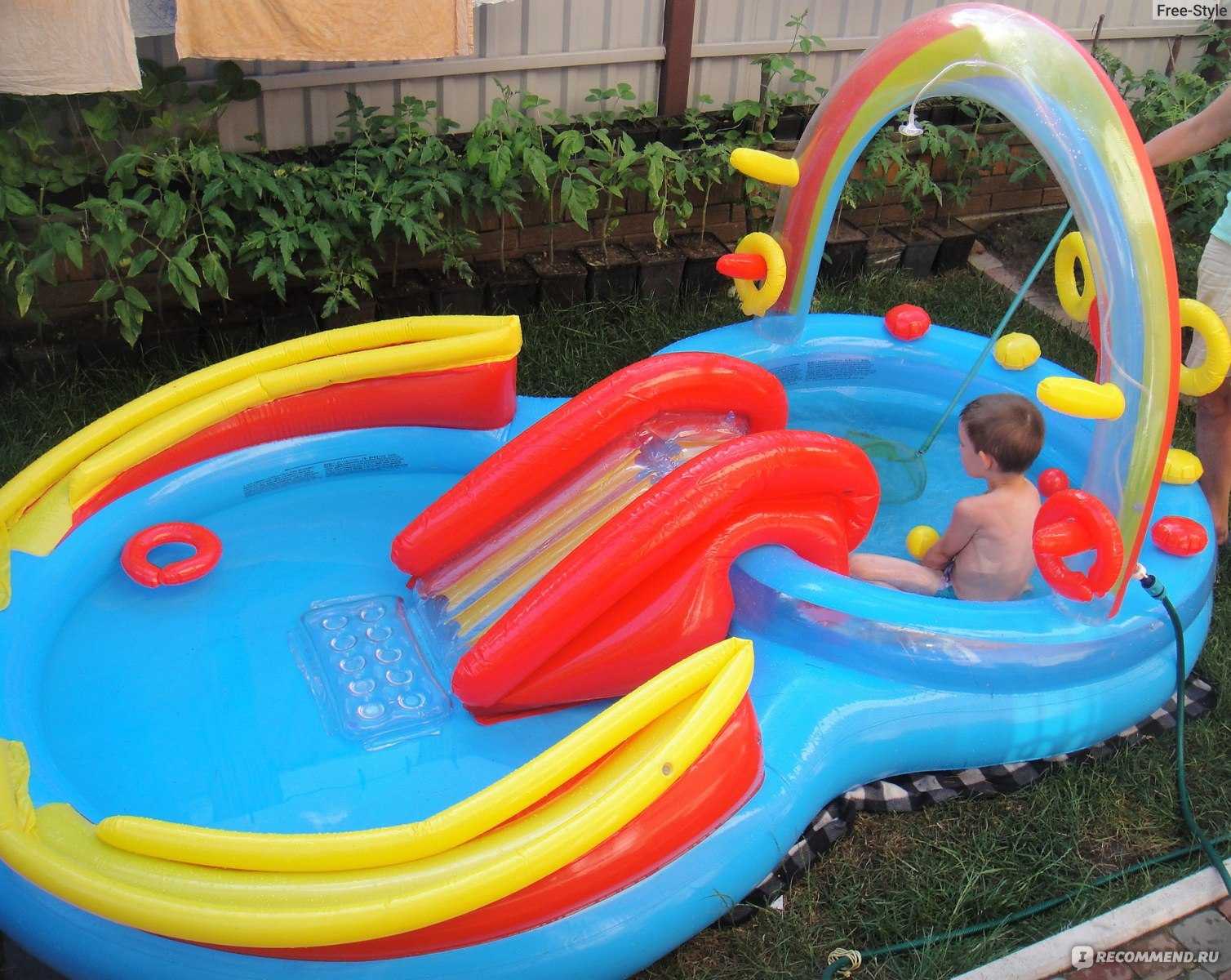 Горки для бассейна: надувные и пластиковые детские водные горки. что выбрать для большого бассейна на дачу?