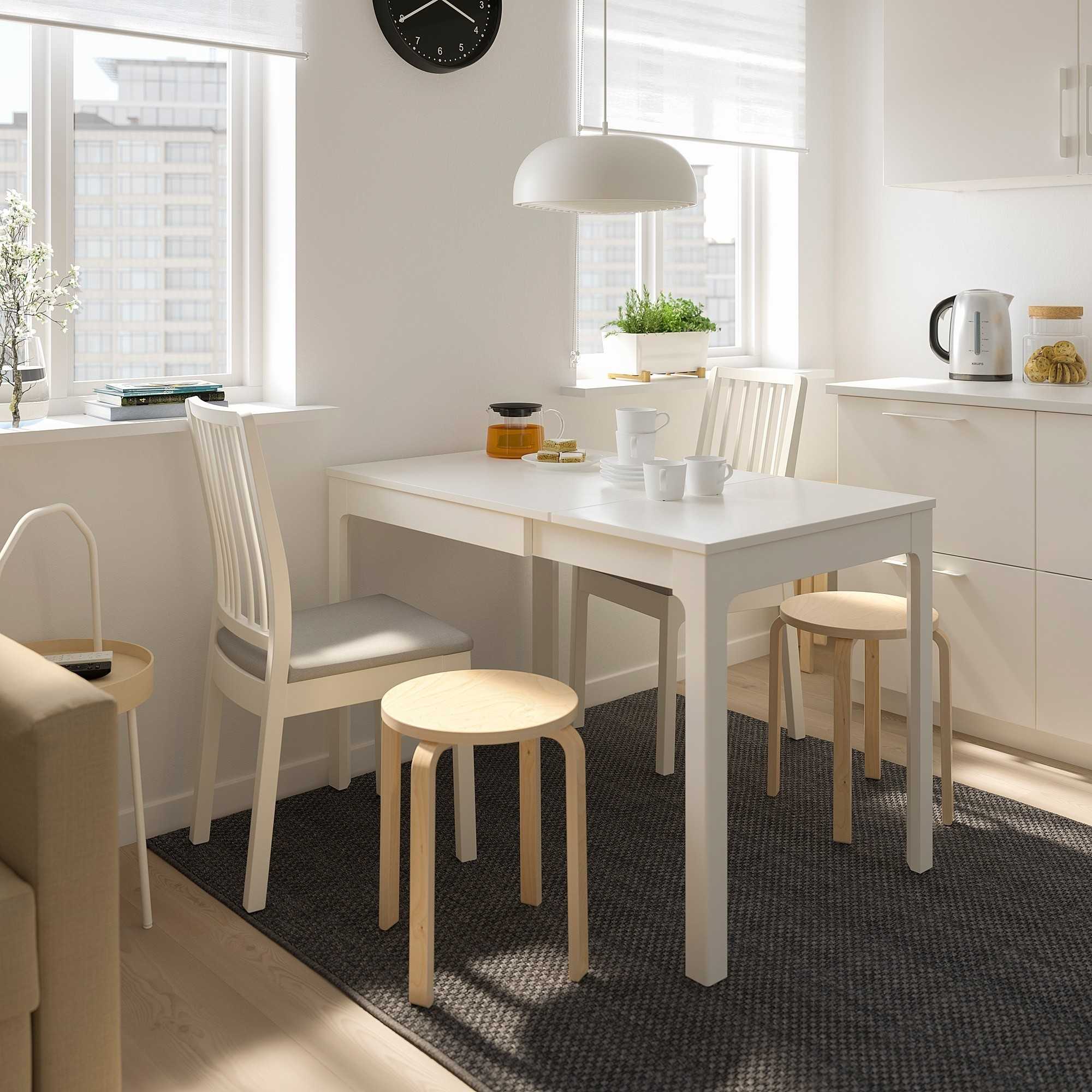Кухонные столы и стулья для маленькой кухни: материалы, механизмы, фото
